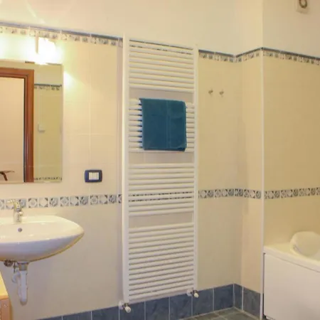 Lovely Cecilia Tatil Evi *